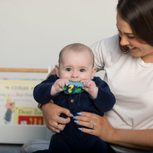 Laden Sie das Bild in den Galerie-Viewer, Neckerchew Chewy & Co Beißlätzchen