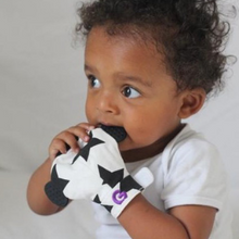 Load image into Gallery viewer, Gummee Starter Pack (Grey mitts, Gummee Glove Black/White and Purple Heart)