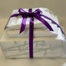 Load image into Gallery viewer, Essentials Gummee Gift Box – The Starter Set for Happier Teething